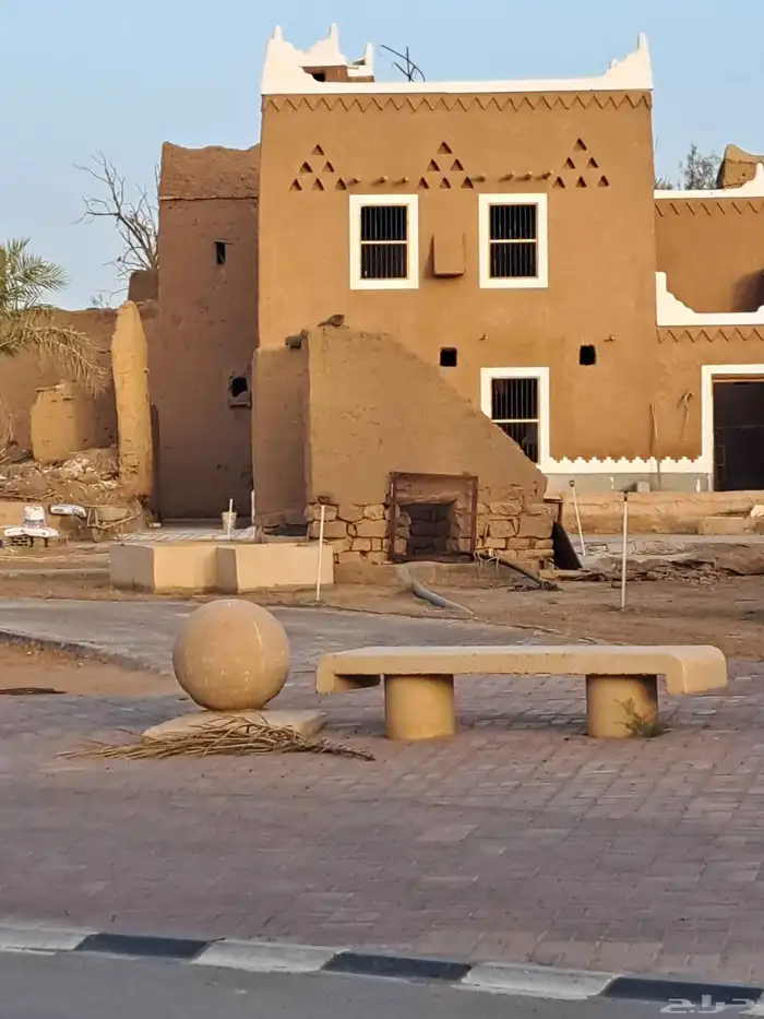 نشتغل جميع أعمال التراثية بنيان المجالس والمساجد والاستراحات 3