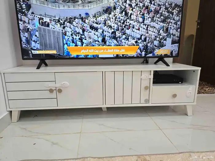 طاولة شاشه للبيع 0