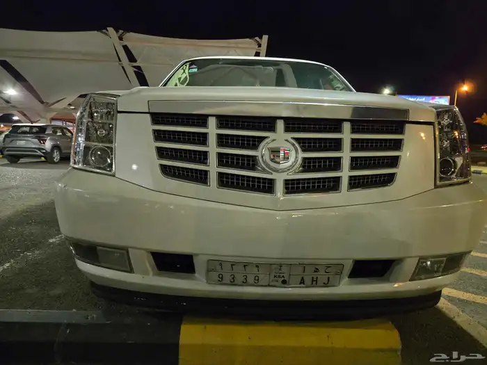 2010 ESCALADE 6