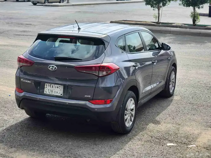 هونداي توسان 2016 18