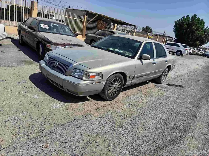 جراند ماركيز 2008 تشليح قطع غيار 0