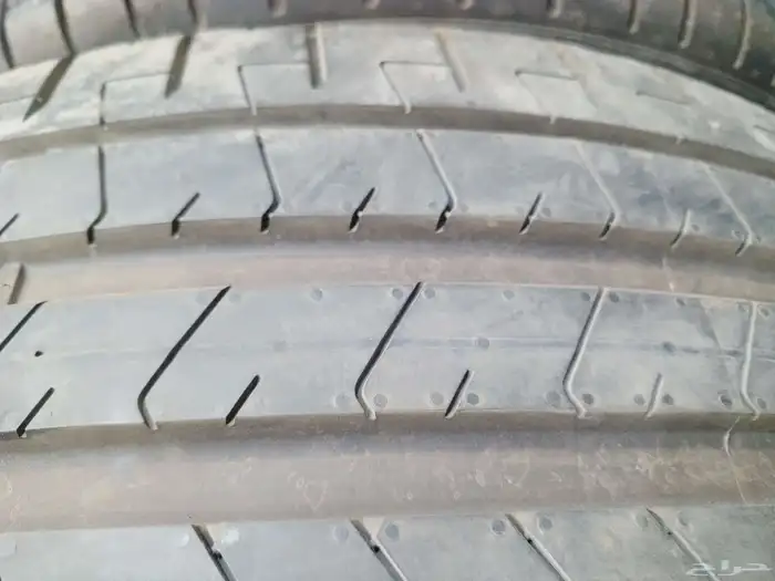 كفرات مستعمله شبه جديد برلي مقاس 265 45 21 0