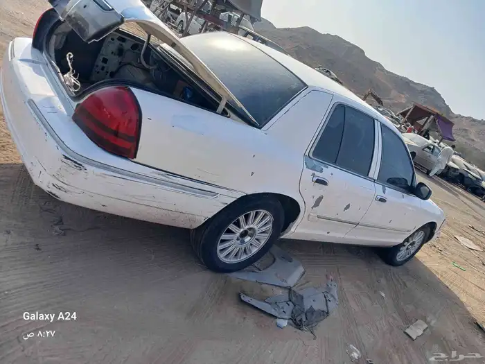 قطع فورد ماركيز 2006 تشليح جده الحمدانيه 4