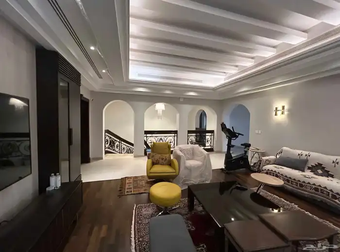 قصر زاوية واسع بسعر مميز بشمال الرياض في حي الفلاح 1360م 9