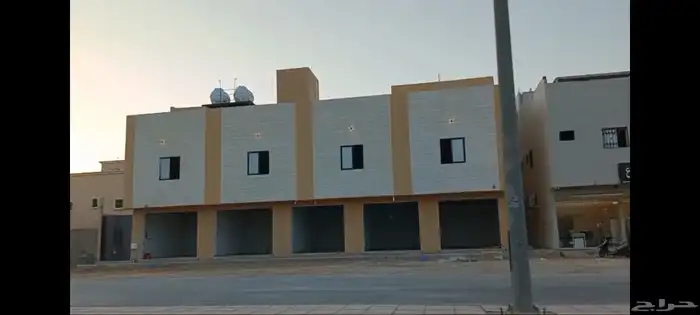 عماره تجاري سكني للبيع او للإيجار بالكامل في الخرج حي الزاهر 1