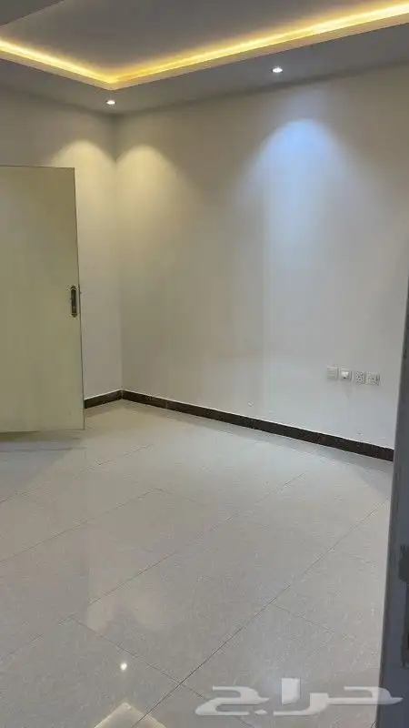 شقه للبيع في حي ظهرة لبن 2