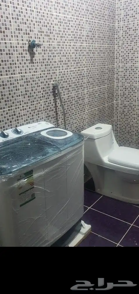 شقق سكن للموظين 6 غرف 25