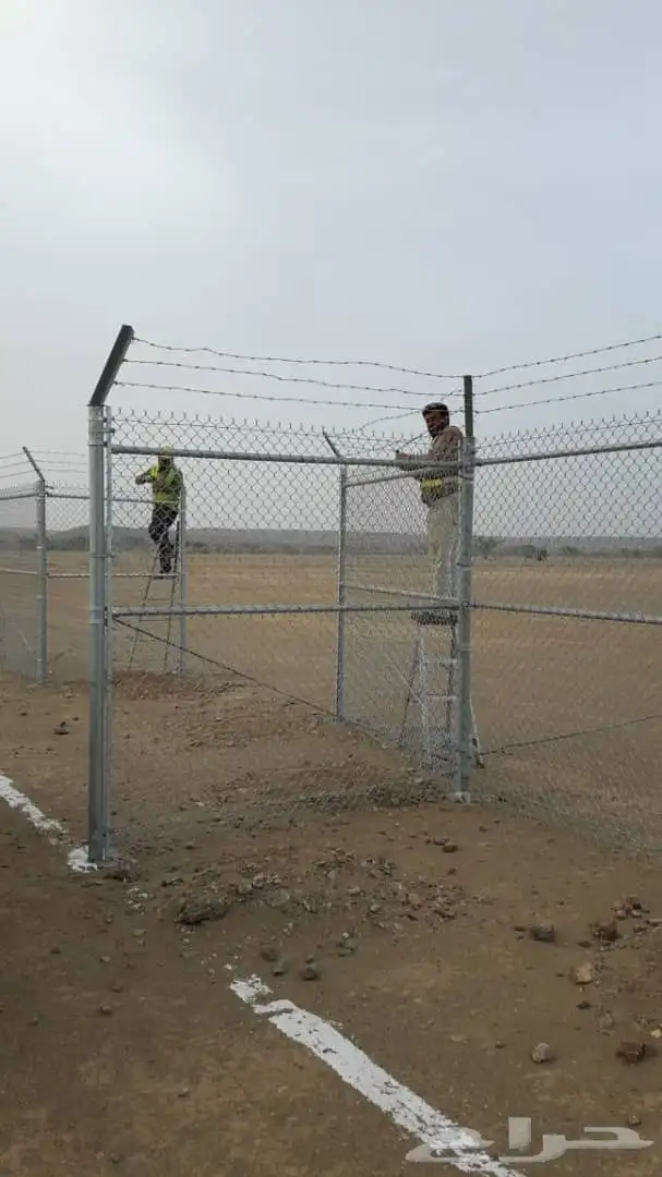 نقوم بتوريد اشبوك شبوك مزارع شبوك كسارات شبوك محميات مضلات و 0