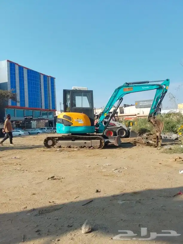 بوكلين صغير للايجار 1