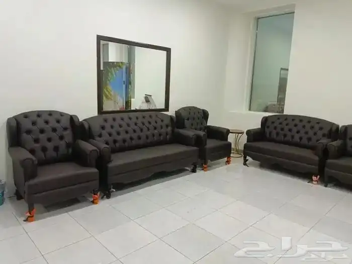 My office has luxurious new leather sofas at wholesale price 24