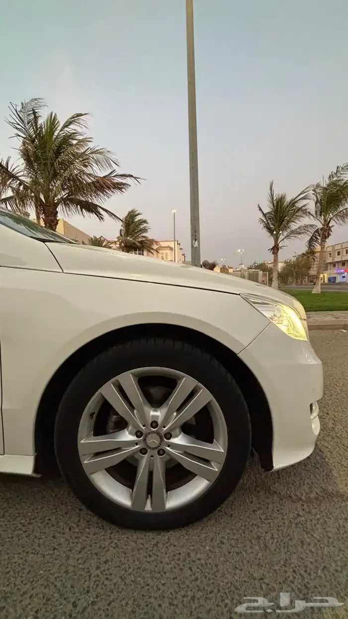مرسيدسR350 موديل 2012 المحرك ستة سلندر جفالي 10