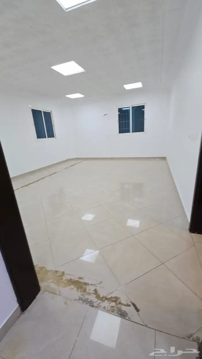 دور علوي للايجار 1