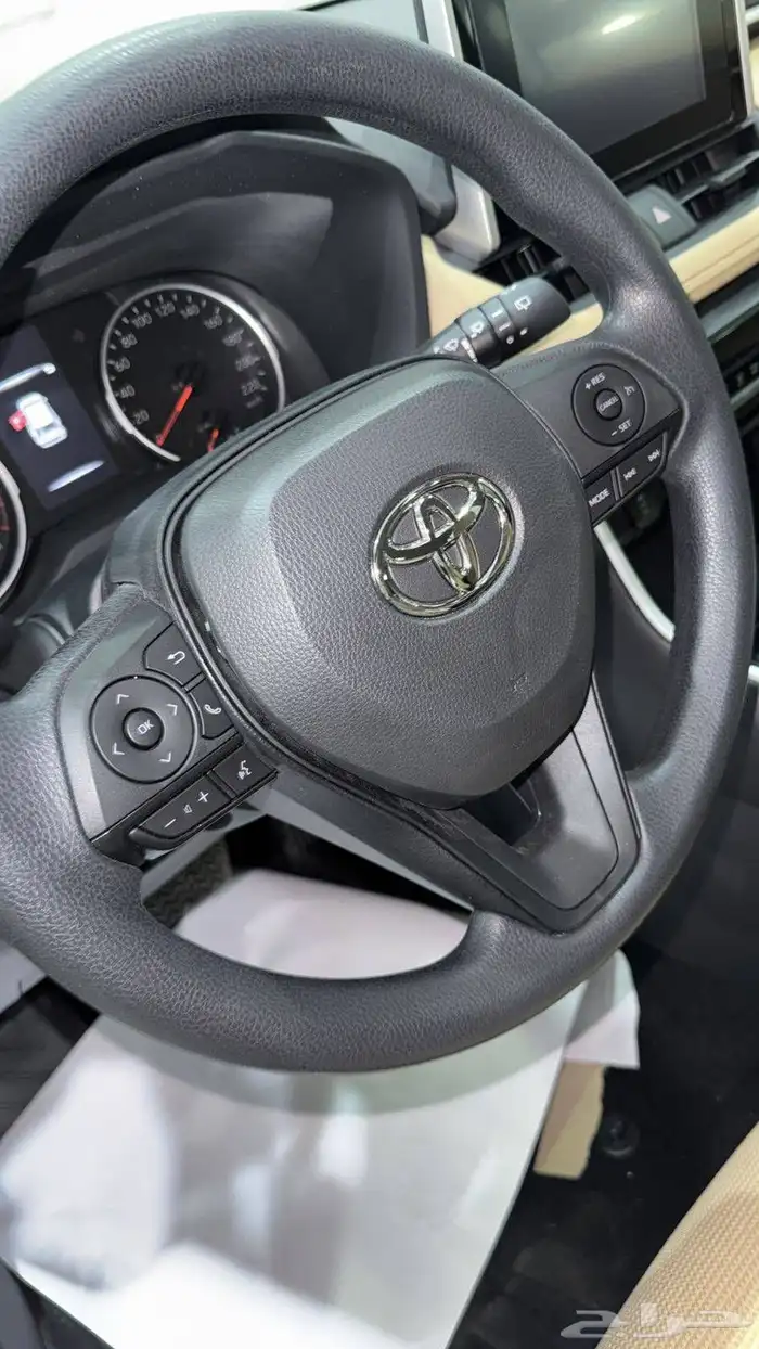 راف فور Le ستاندرد دبل 2500cc بريمى 2025 ابيض 117000 شامل 2