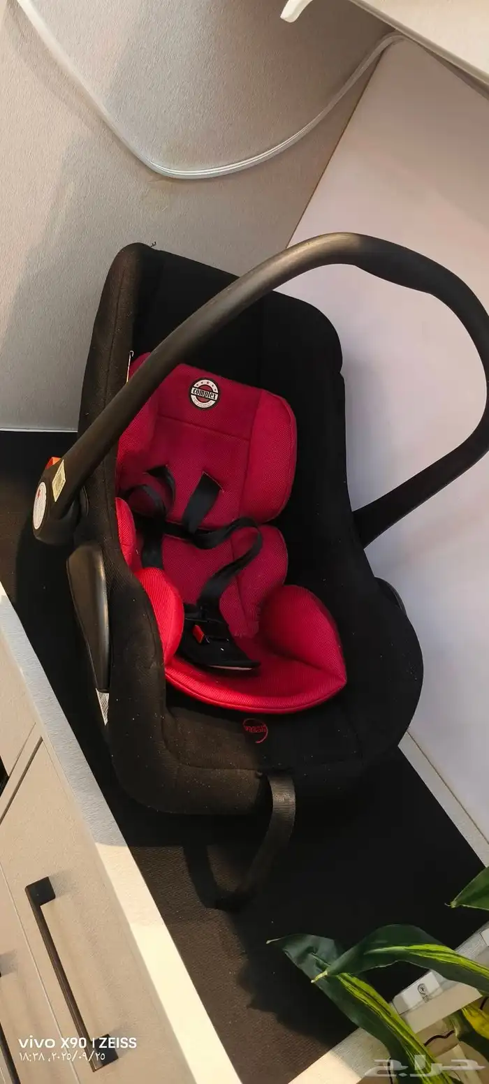 كرسي طفل حق سيارة 0