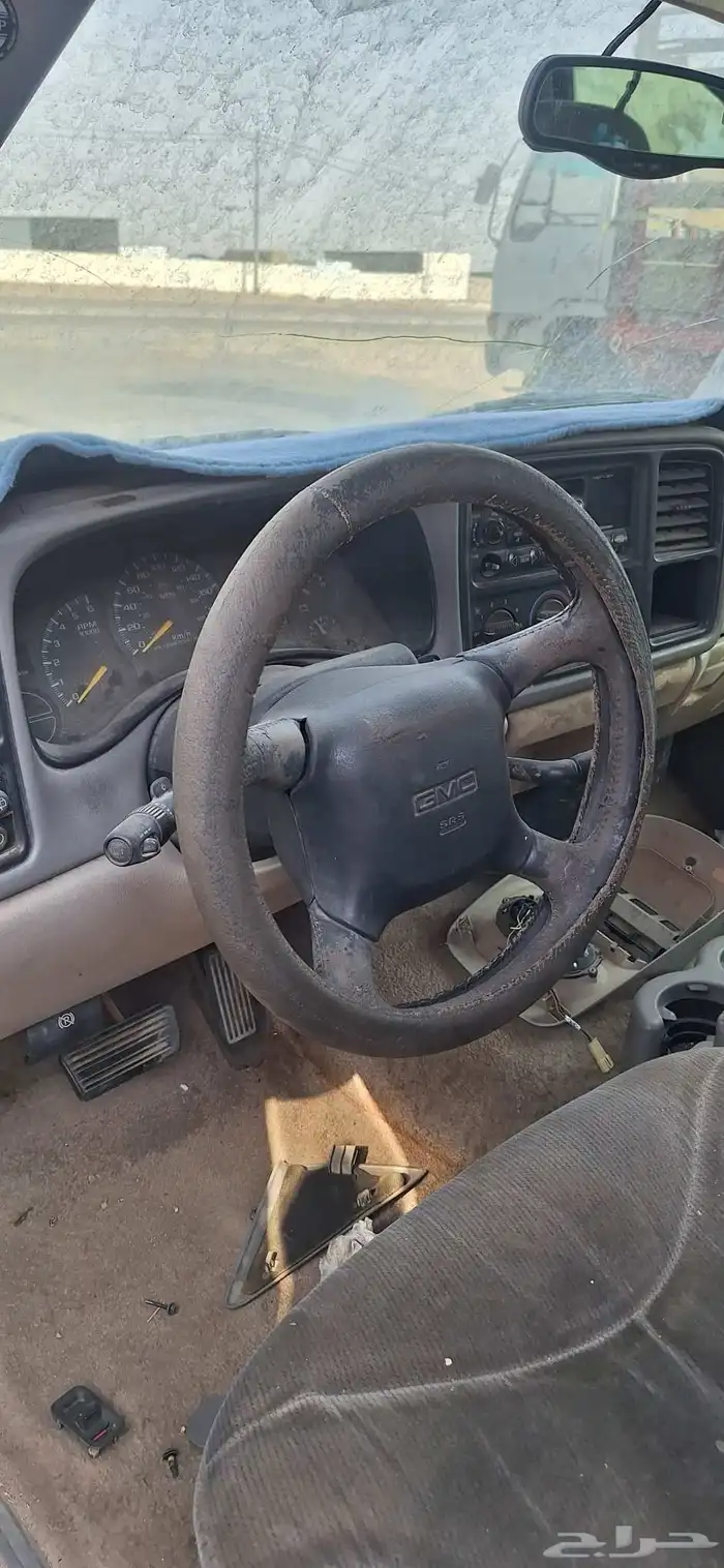 يوكن XL قطع غيار تشليح 2002 4