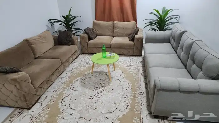 عفش للبيع بحالة فوق الممتازة مع أمكانية إيجار الشقة 2