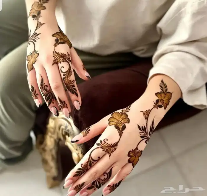 2نقاشه بالرياض نقش حنأء 3