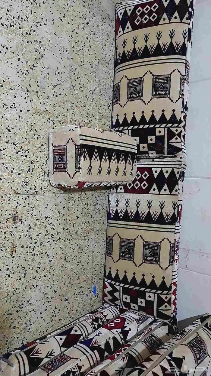 تفصيل وتنجيد كنب وجلست خارجيه حسب الطلب 2