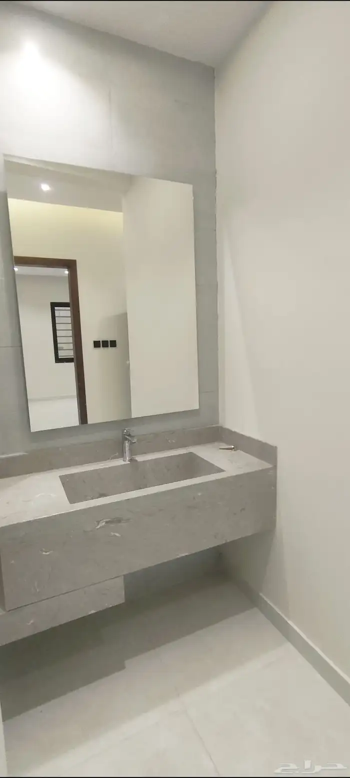 للبيع ارواف ارضية وعلويه ببايكة سياره من 660الف 24