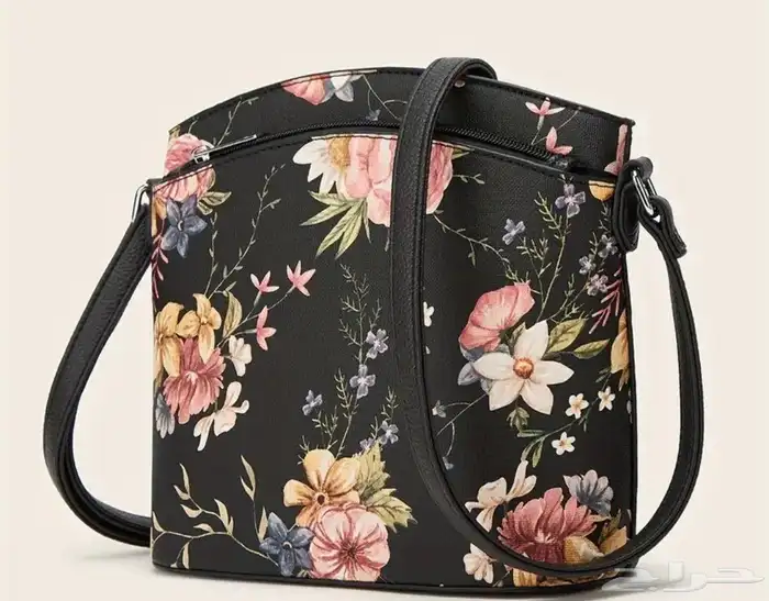 شنط 50 ريال فقط 23