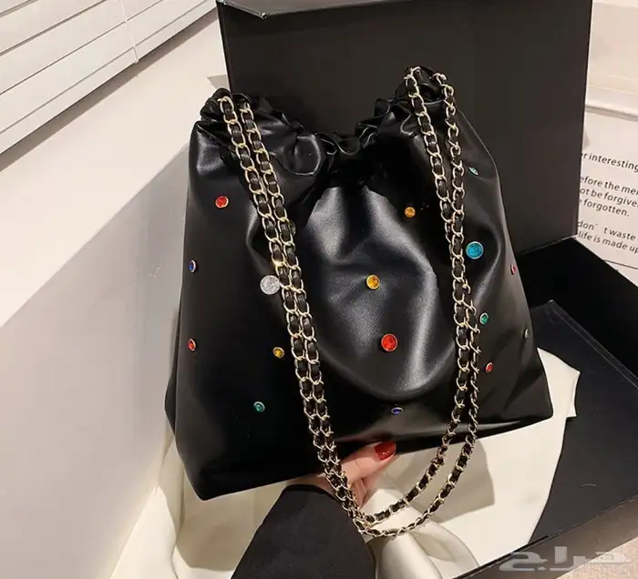 شنط 50 ريال فقط 48