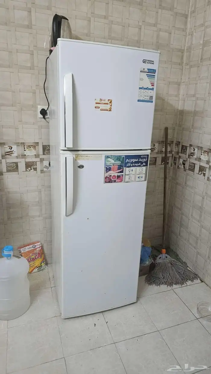 عفش بيت شبه جديد فرن غاز تركي ثلاجه ثنين مكيفاتغساله وشاشه 1