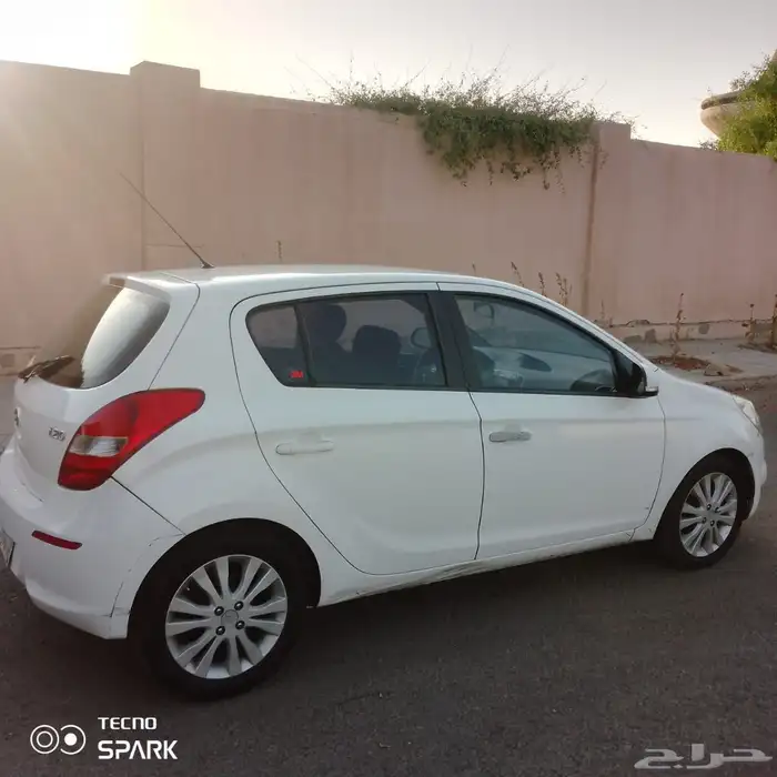 هونداي هتشباك20. 0
