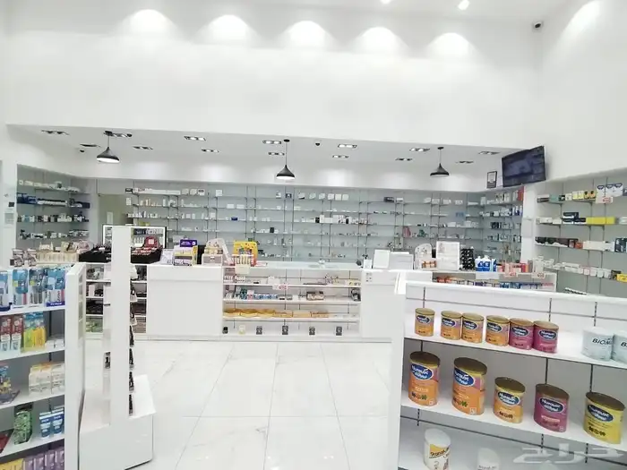 مكيفات وكاميرات وستاير وديكورات للبيع 9