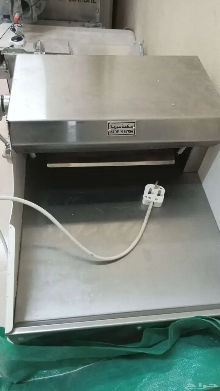 اغراض بوفيه ومخبز للبيع 8