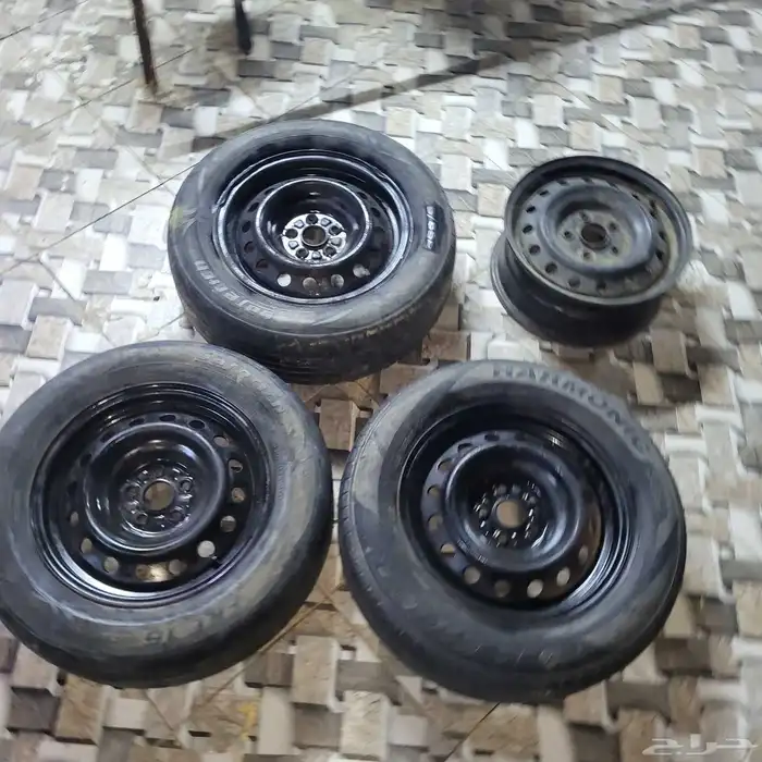 جنوط كامري 2006 سوح مقس 15 فيه مالحضتين الجنط بي 100 0