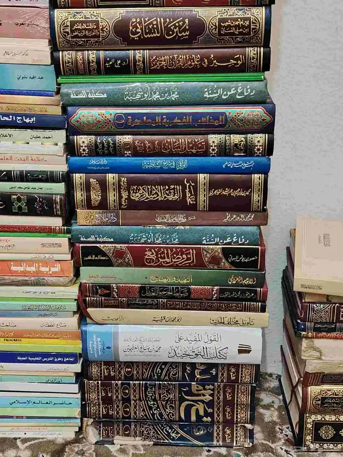كتب مستعملة للبيع 2