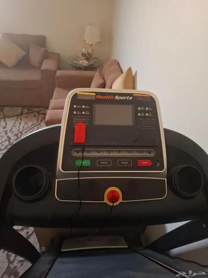 سير مشي شبه الجديد 1