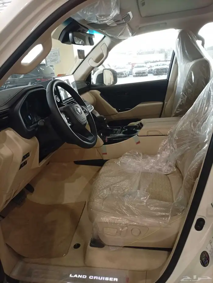 تويوتا لاندكروزر GXR L3 2025 8
