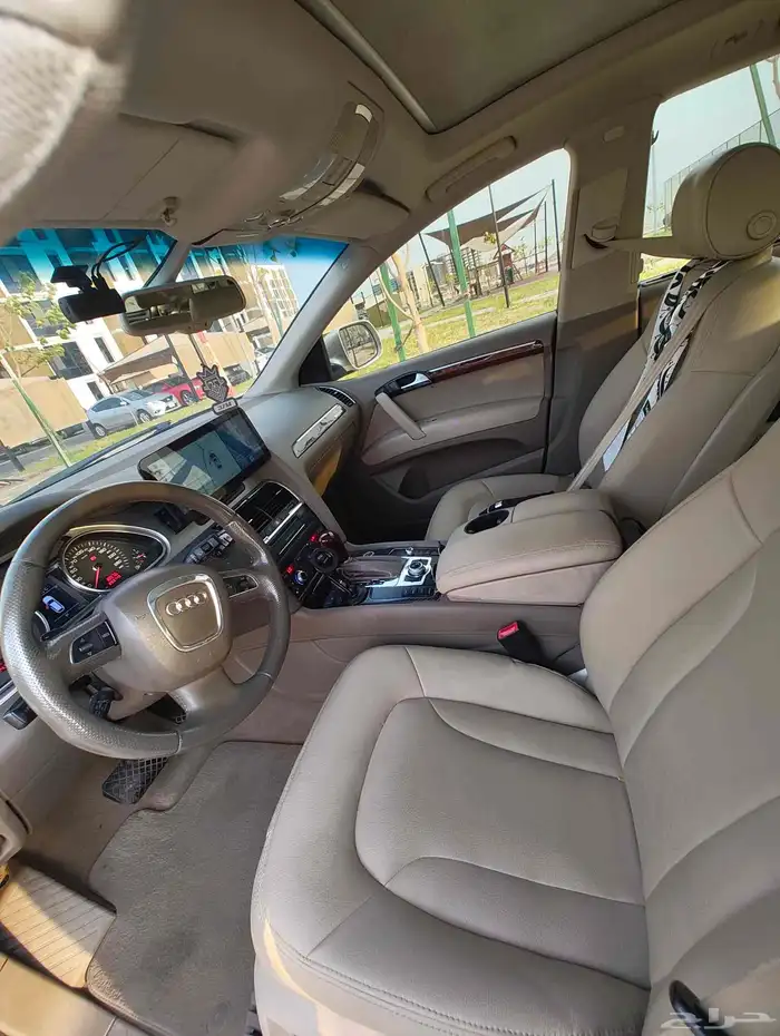 audi Q7 2010 2