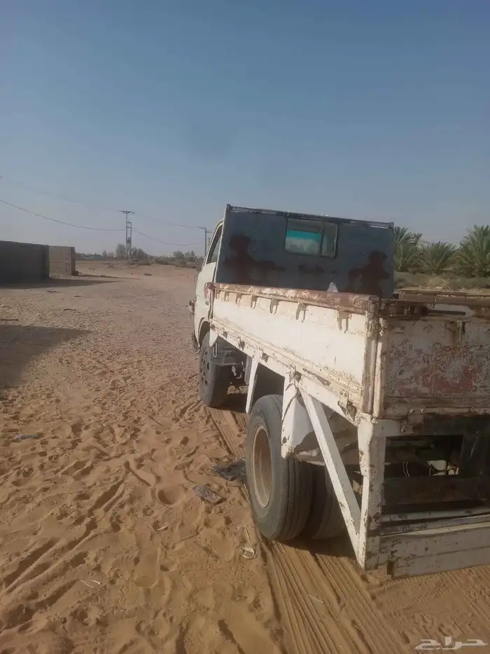 دنا للبيع المحركات طيبه والموقع الشملي التواصل على الرقم 2