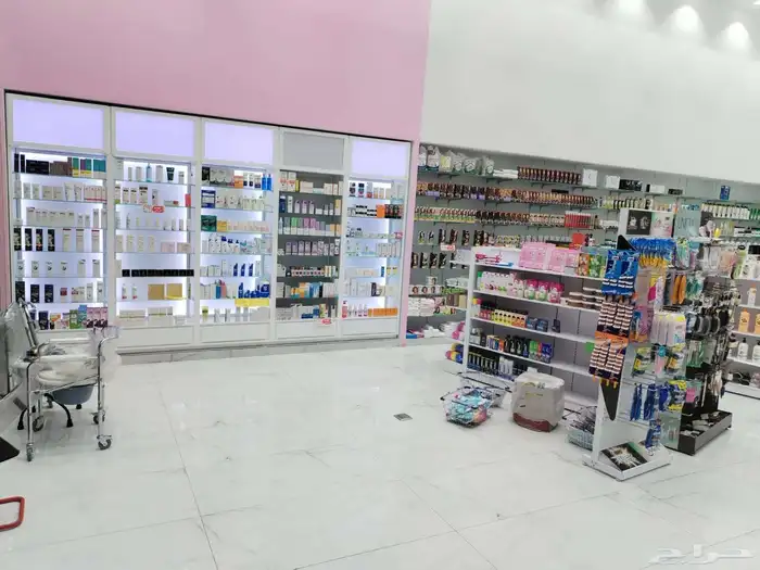 مكيفات وكاميرات وستاير وديكورات للبيع 2