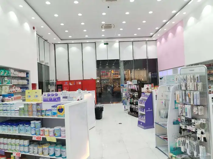 مكيفات وكاميرات وستاير وديكورات للبيع 3