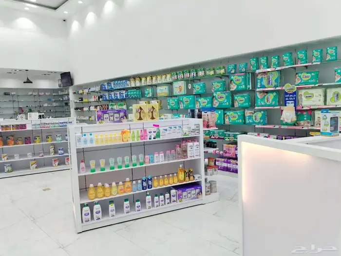 مكيفات وكاميرات وستاير وديكورات للبيع 5