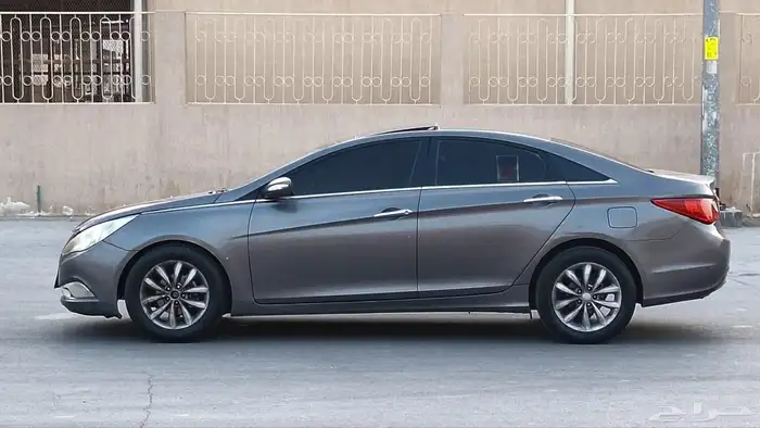 Hyundai Sonata 2011 6