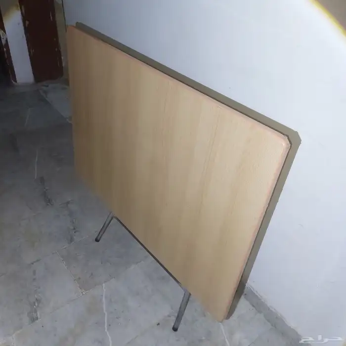 طاولة قابلة للطي 0