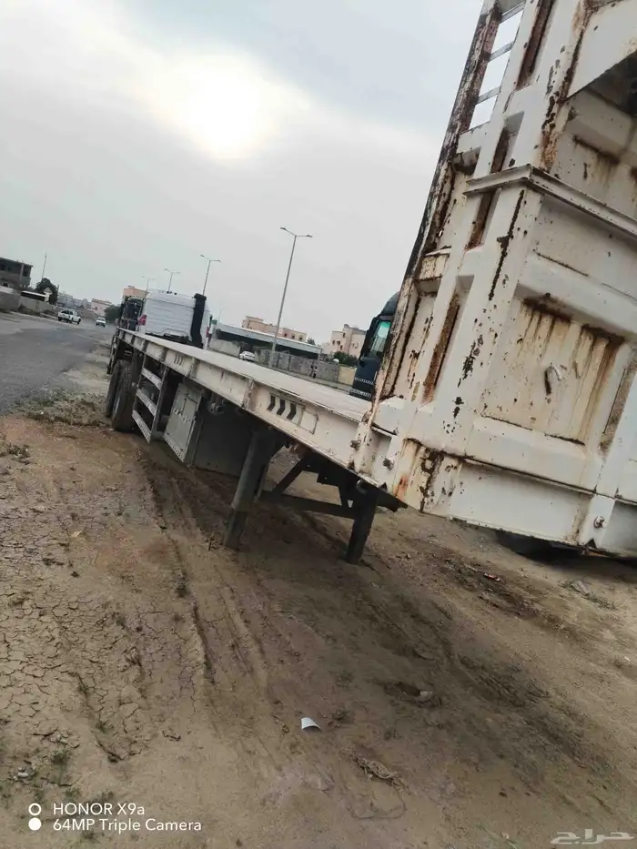 سطحة للإيجار الشهري او السنوي جاهزه للعمل 0