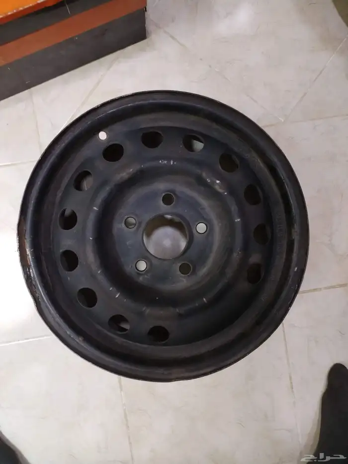 جنط مقاس 15 اصلي كيا 2015 وينفع للسيارات ثانية 0