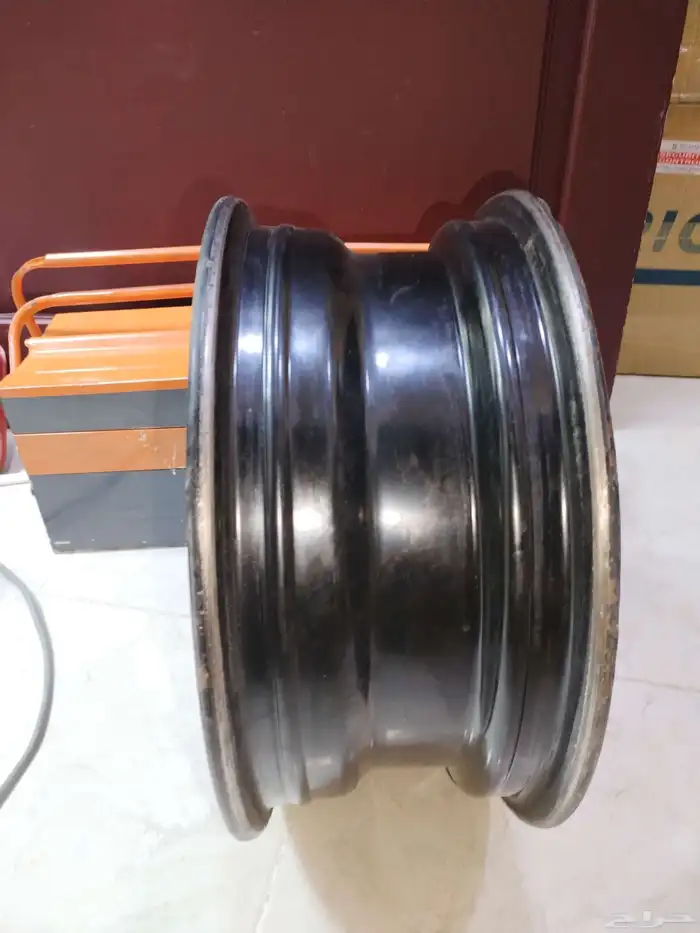 جنط مقاس 15 اصلي كيا 2015 وينفع للسيارات ثانية 2