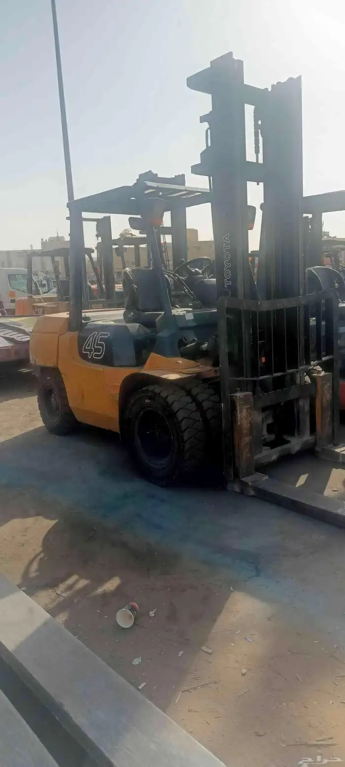 تجير رافعات شوجيه جميع الاحجام عشره طن سبعه طن خمسه طن ثلاث 3