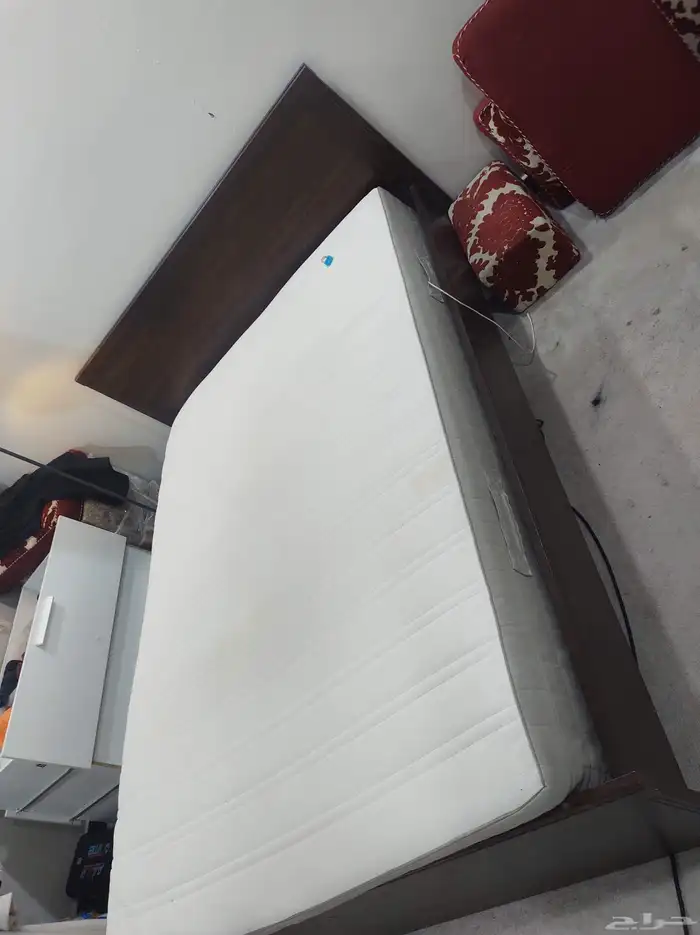 سرير مقاس 140 200 مع مرتبة من ايكيا 2