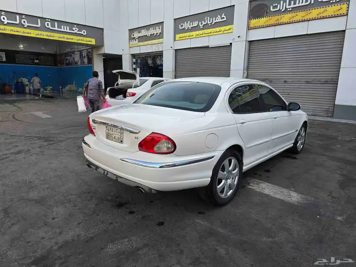 جاكوار Jaguar X-Type موديل 2004 5