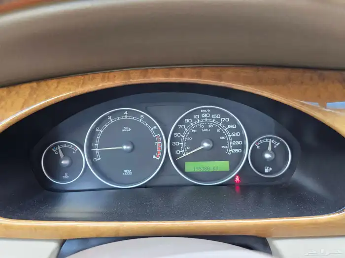 جاكوار Jaguar X-Type موديل 2004 12