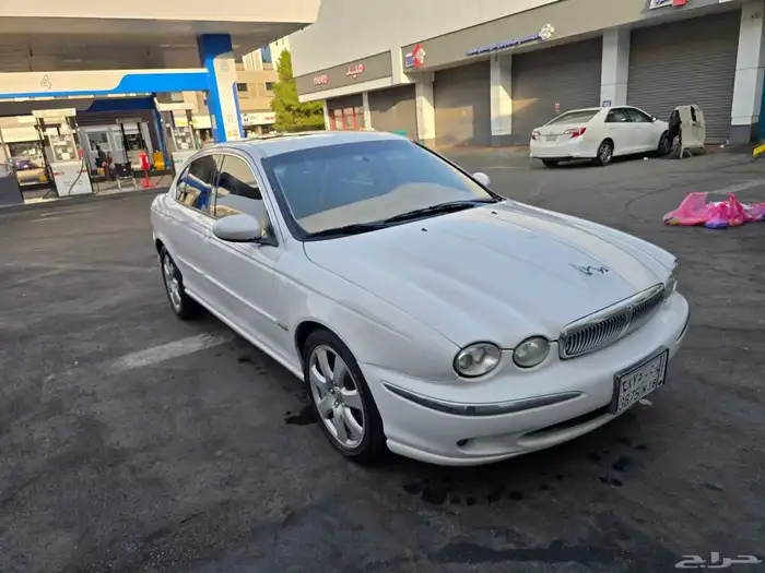 جاكوار Jaguar X-Type موديل 2004 2