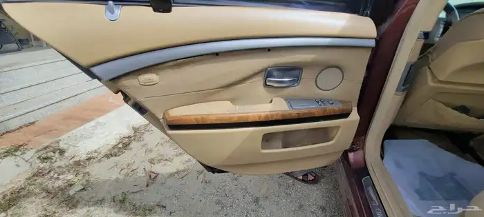 للبيع بي ام دبليو BMW 735i موديل 2002 10