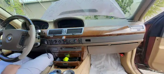 للبيع بي ام دبليو BMW 735i موديل 2002 11